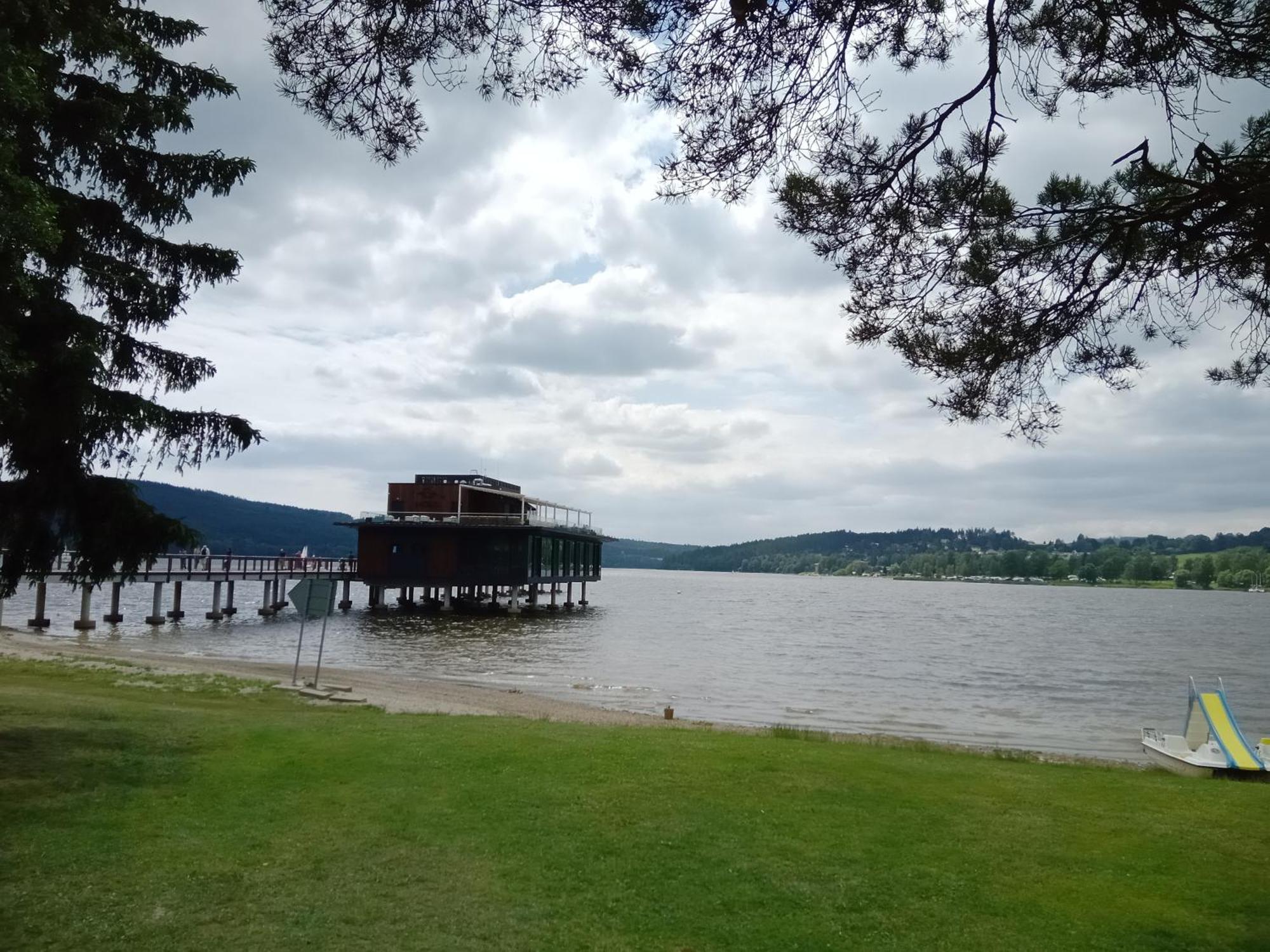 Appartement Molo Lipno Rezidence à Lipno nad Vltavou Extérieur photo